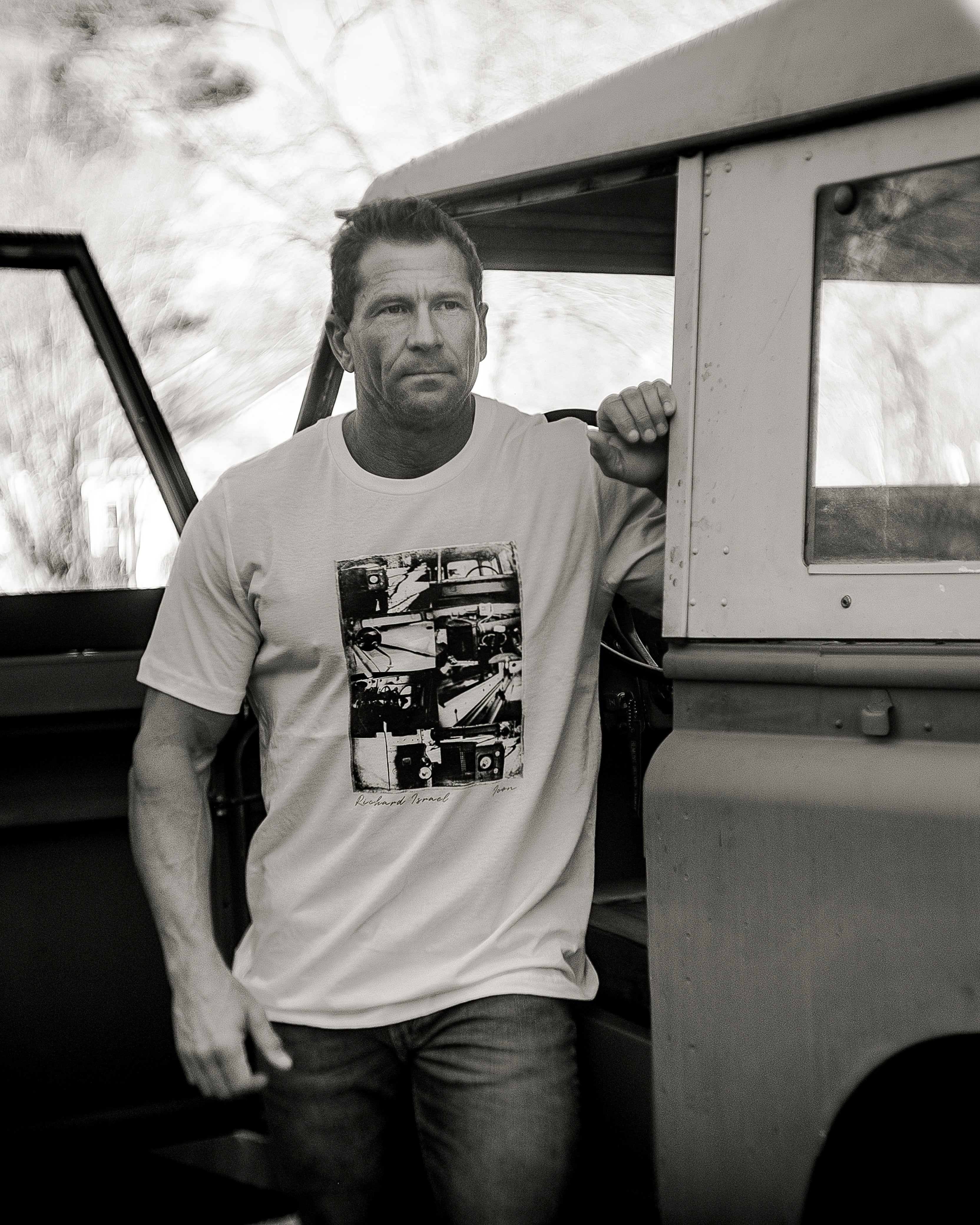 Vintage Land Rover Collage T-Shirt – Retro Photography Graphic Tee